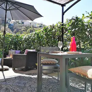 2 Pièces + Terrasse Entouré De Verdure Appartement